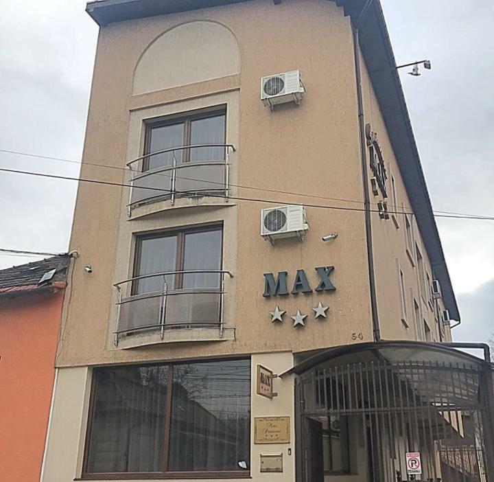 Pensiunea Max Cluj-Napoca Exterior photo