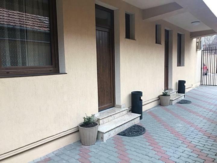 Pensiunea Max Cluj-Napoca Exterior photo